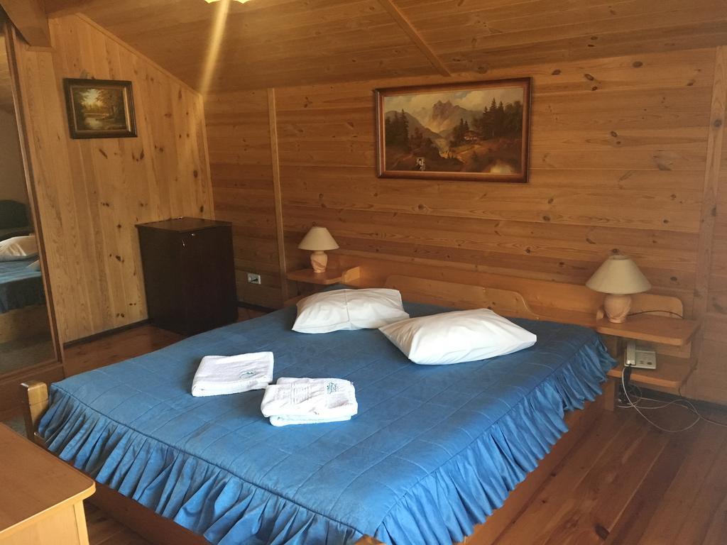 Smerekova Hata Hotel