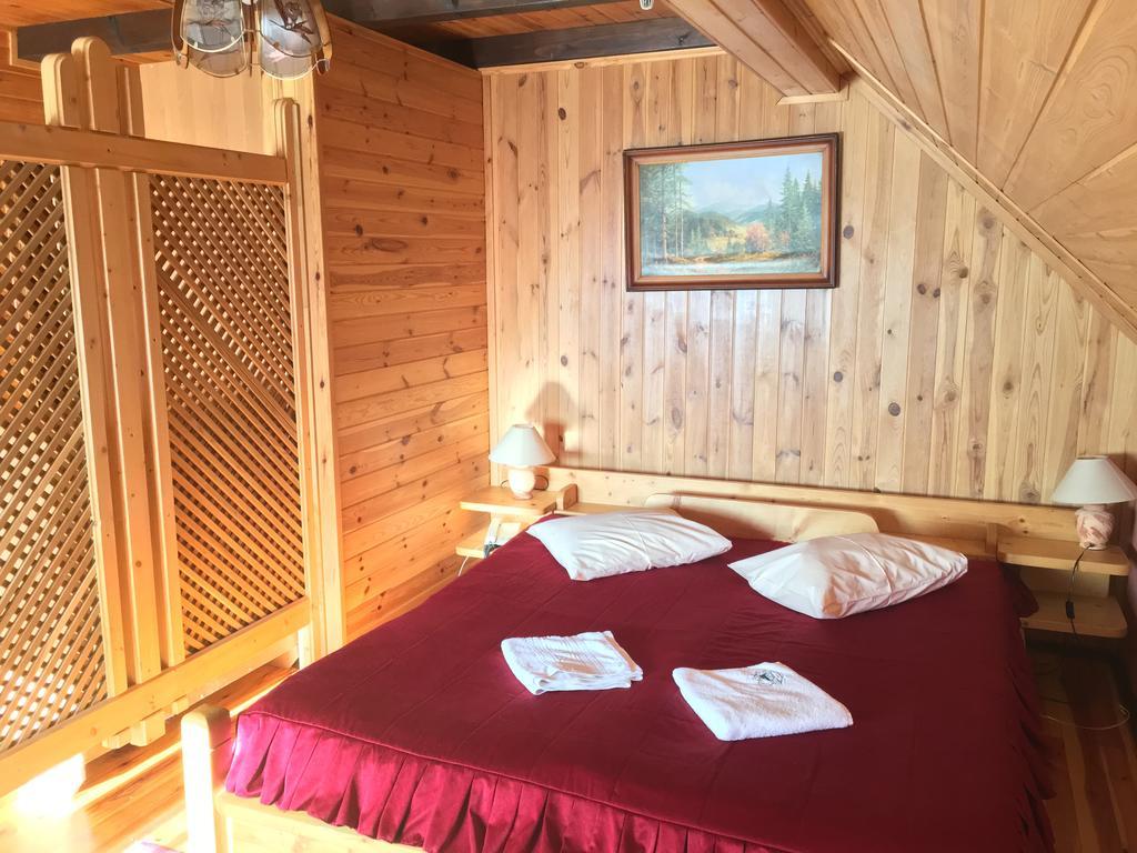 Smerekova Hata Hotel *